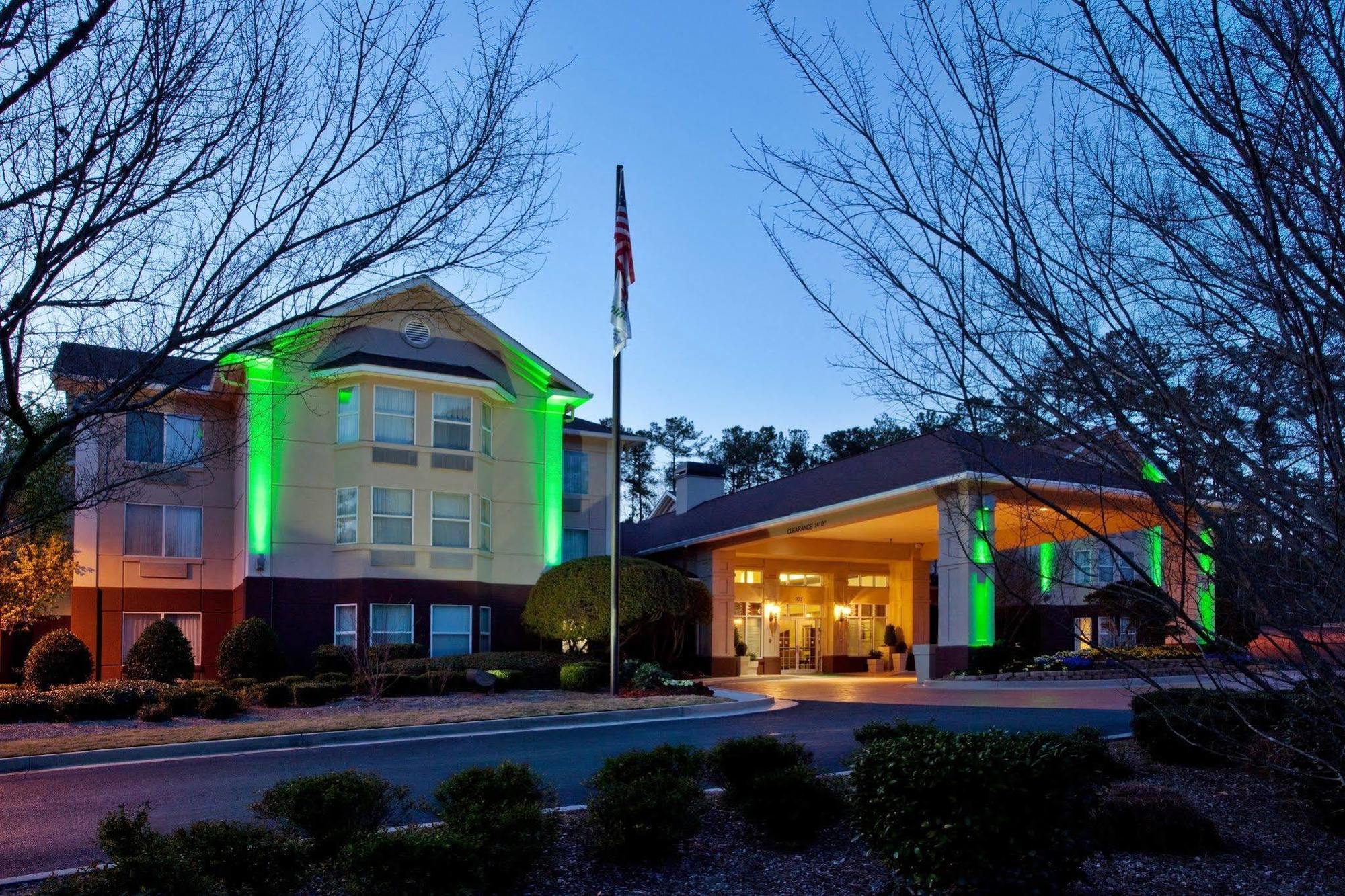 Holiday Inn Hotel And Suites Peachtree City By Ihg Экстерьер фото