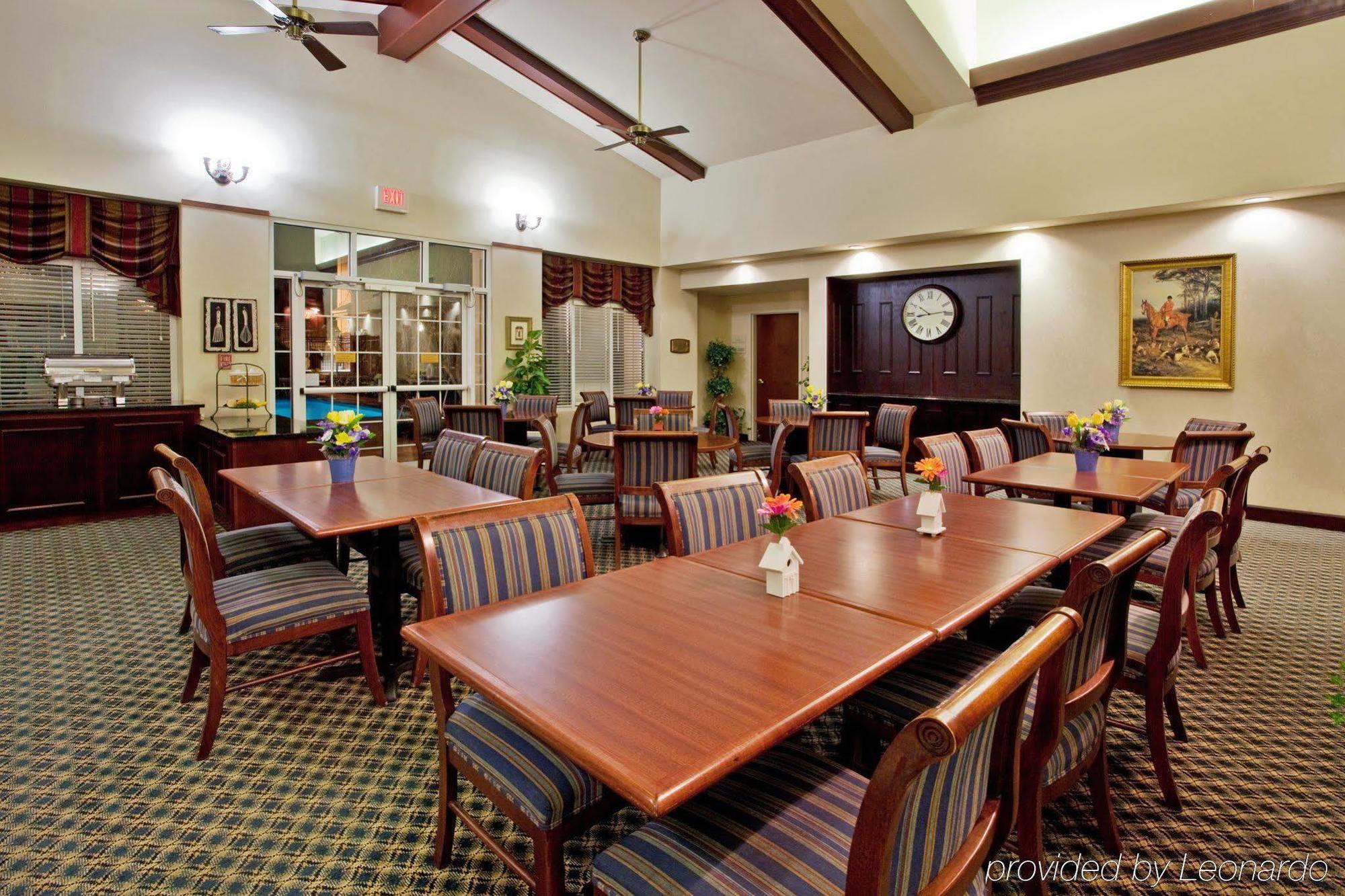 Holiday Inn Hotel And Suites Peachtree City By Ihg Экстерьер фото