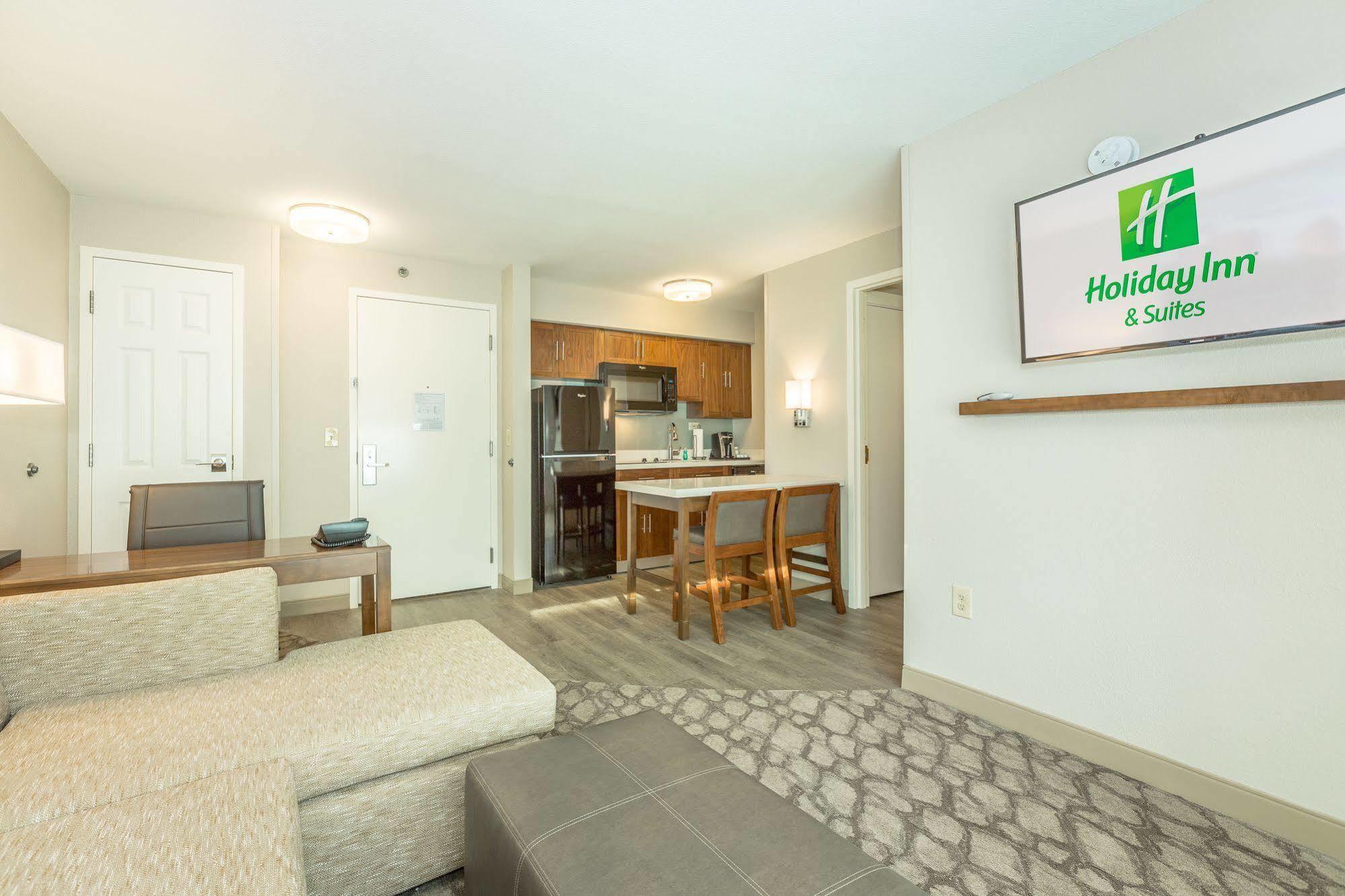 Holiday Inn Hotel And Suites Peachtree City By Ihg Экстерьер фото