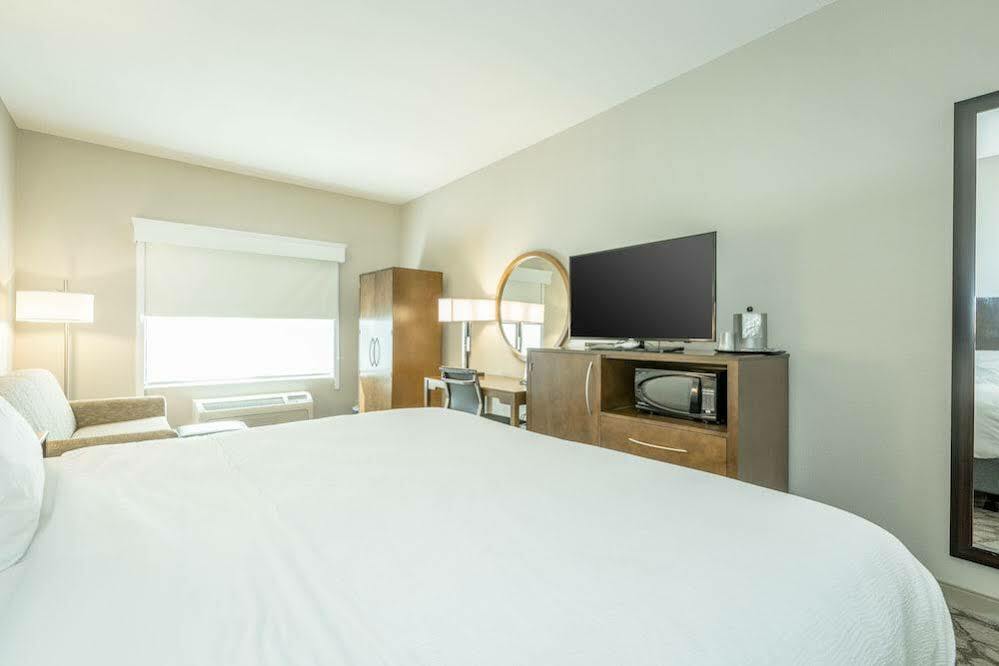 Holiday Inn Hotel And Suites Peachtree City By Ihg Экстерьер фото